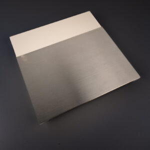 Tôle Inox Brossé Bande Large plis 10mm